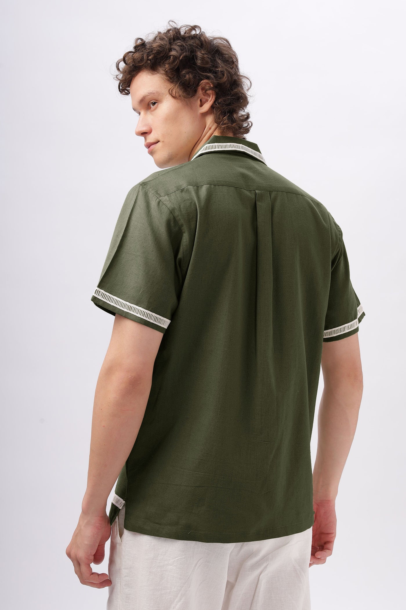 Amalfi Sundowner Embroidery Box Fit Shirt