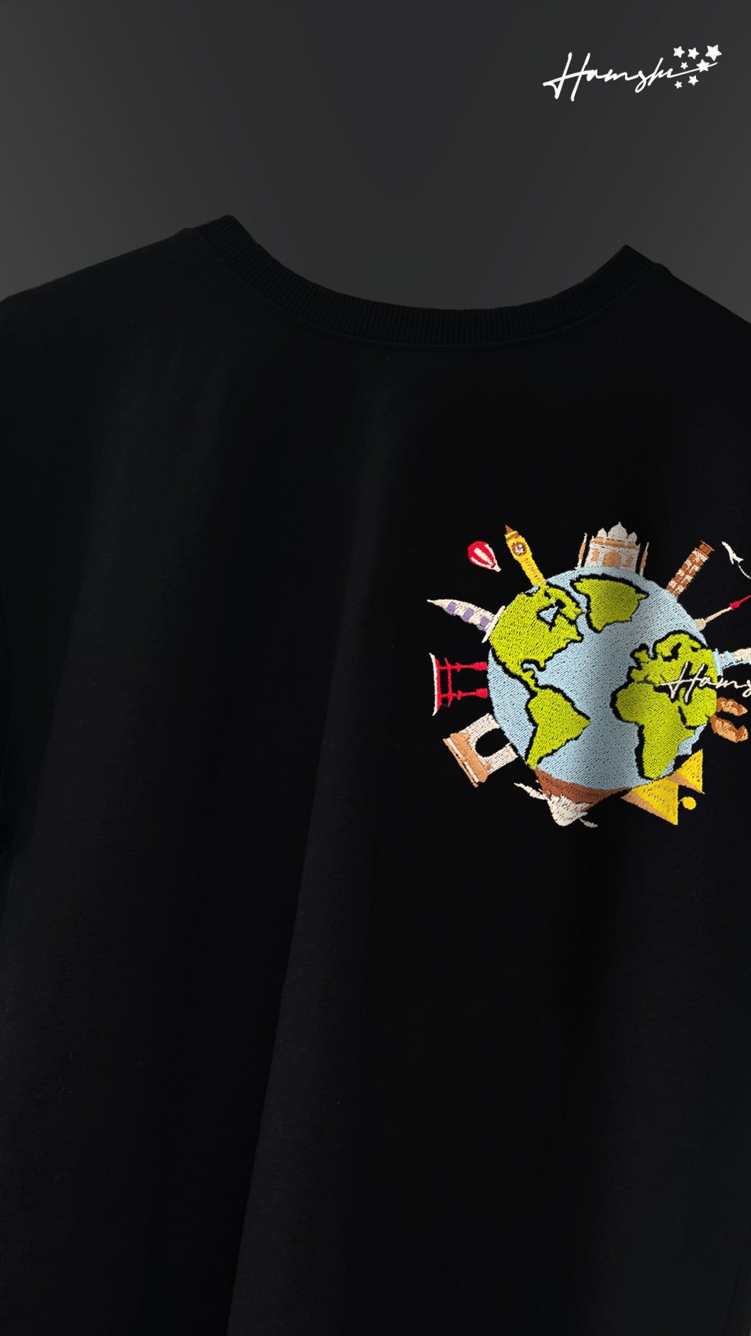Global Travel Embroidery T-shirt - Black