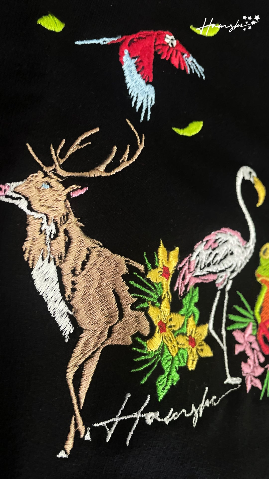 Jungle Biodiversity Embroidery T-shirt - Black