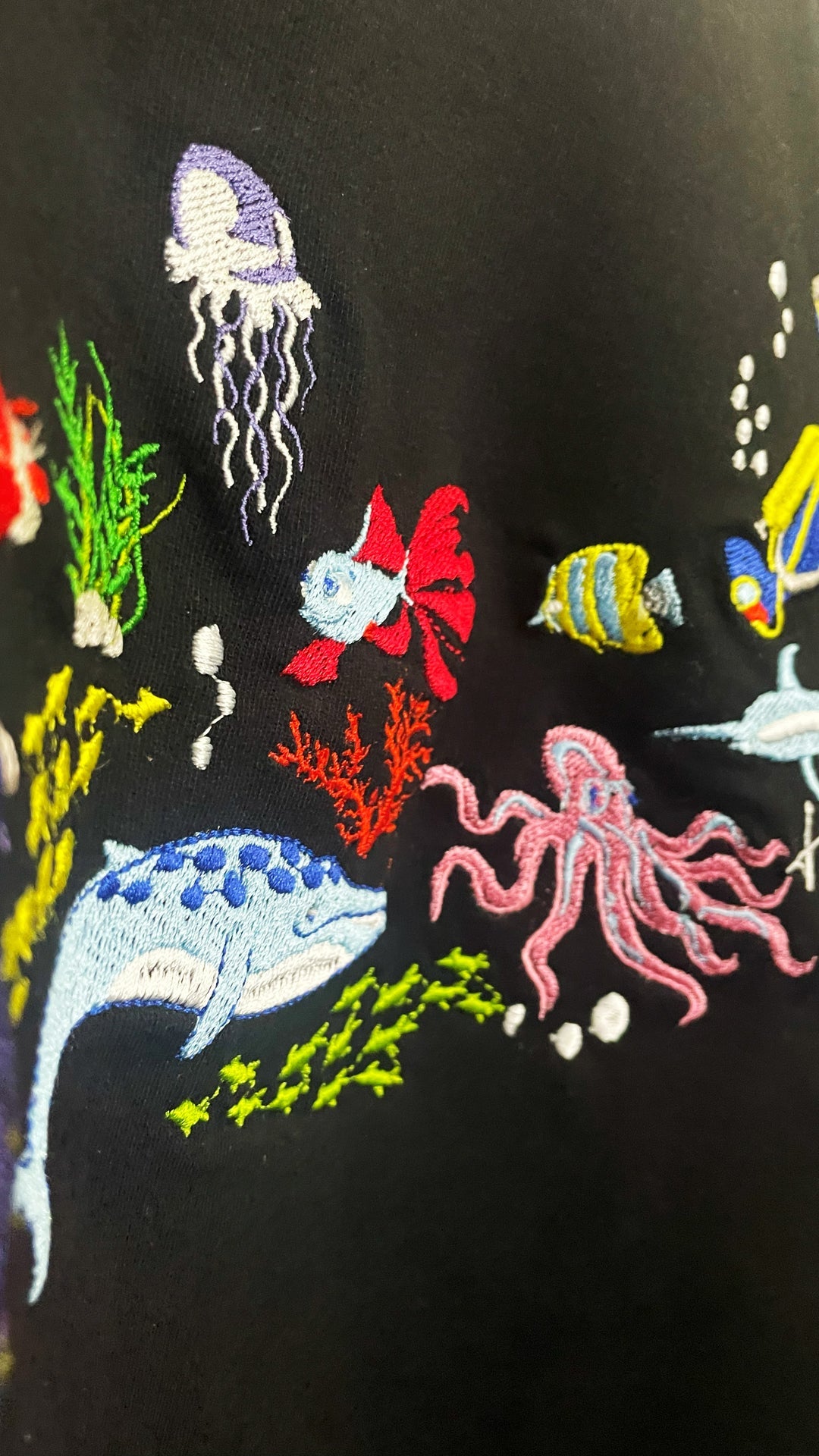 Scuba Divers Embroidery T-shirt - Black