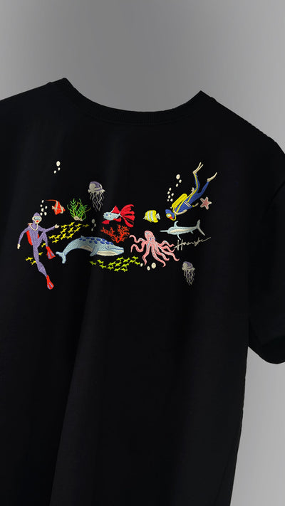 Scuba Divers Embroidery T-shirt - Black