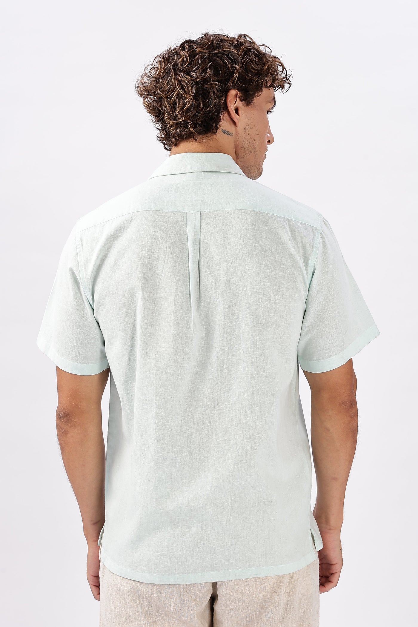 Best Seller Floral Embroidery Box Fit Shirt