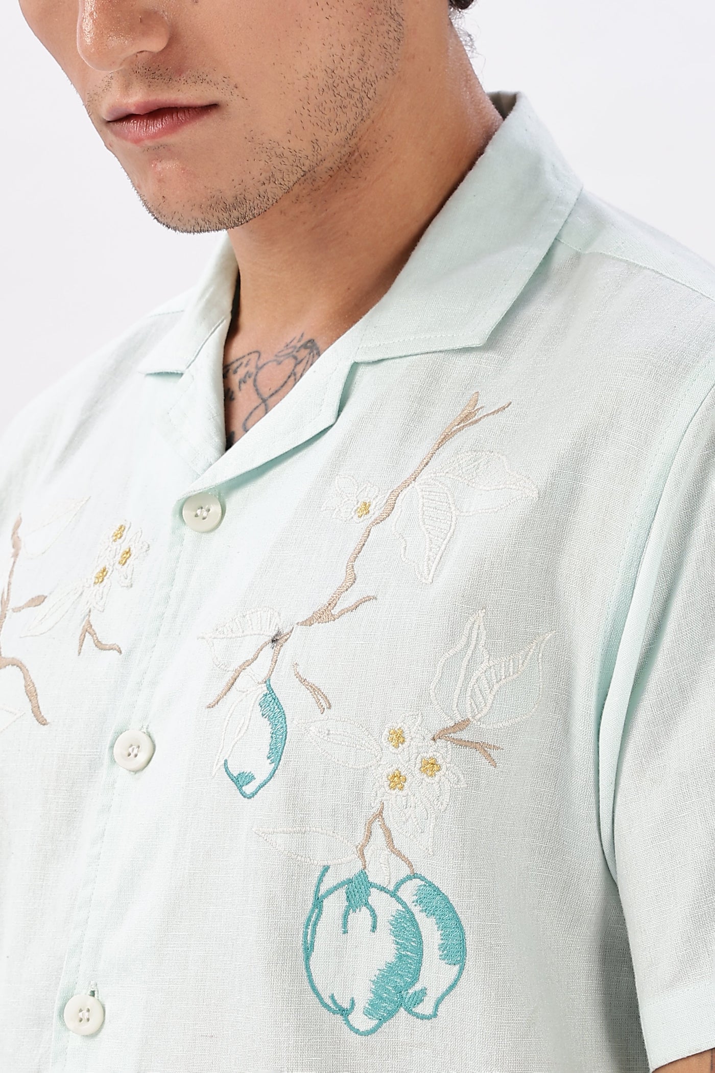 Best Seller Floral Embroidery Box Fit Shirt