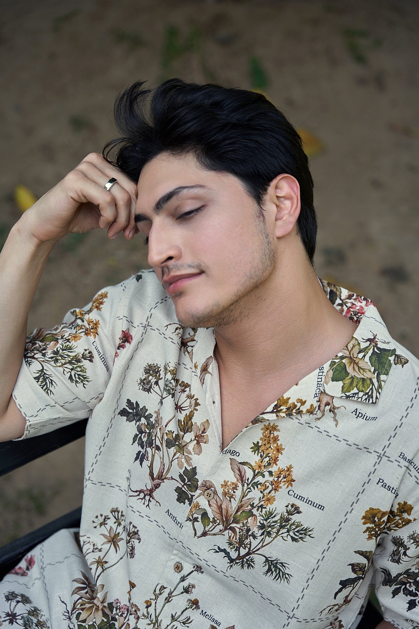 Plantis & Flores Placement Print Shirt